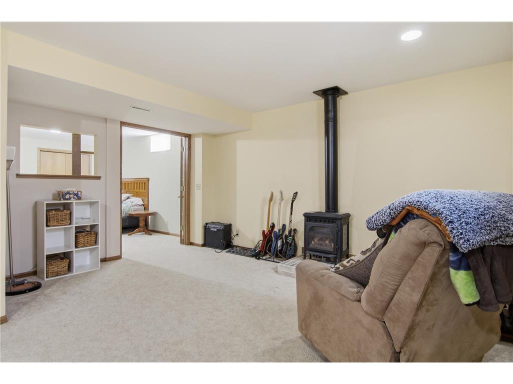 411 21st Street NE Menomonie WI 54751 7047477 image28