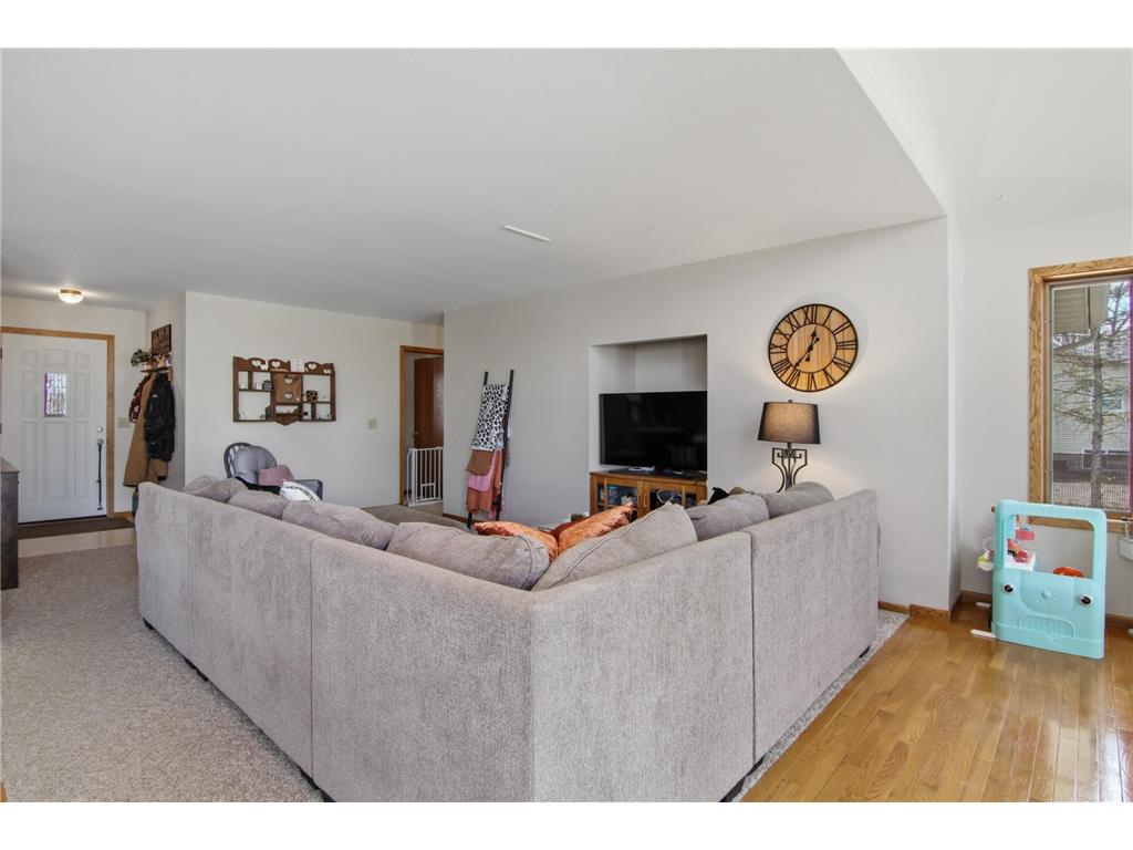 411 21st Street NE Menomonie WI 54751 7047477 image8