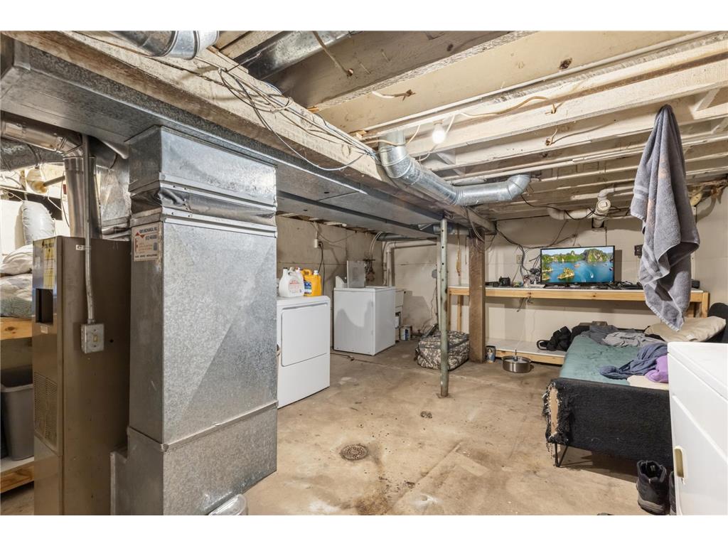 411 2nd Avenue E Shakopee MN 55379 7075908 image12