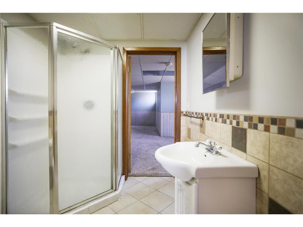 411 2nd Street Lyle MN 55953 7046693 image13