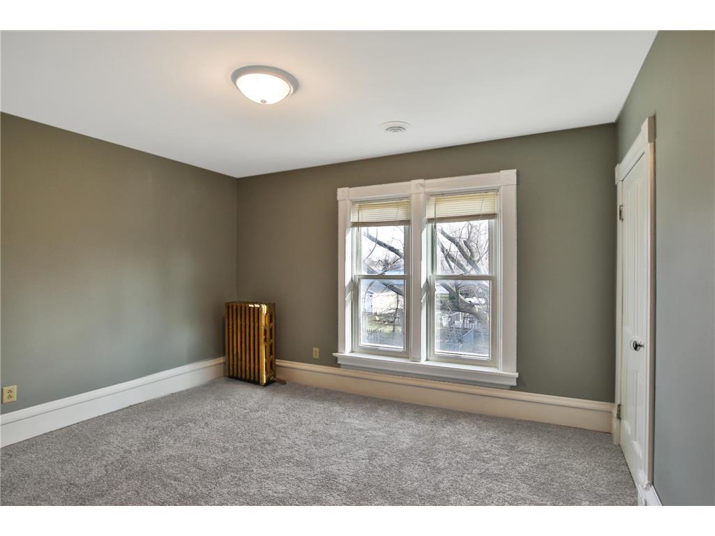 411 2nd Street Lyle MN 55953 7046693 image17