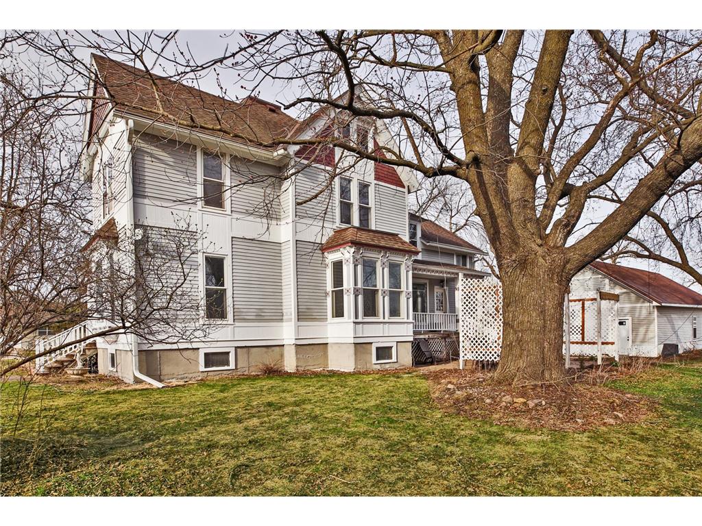 411 2nd Street Lyle MN 55953 7046693 image3