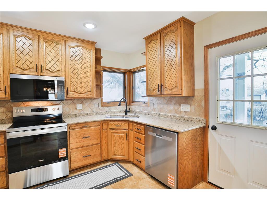 411 2nd Street Lyle MN 55953 7046693 image6