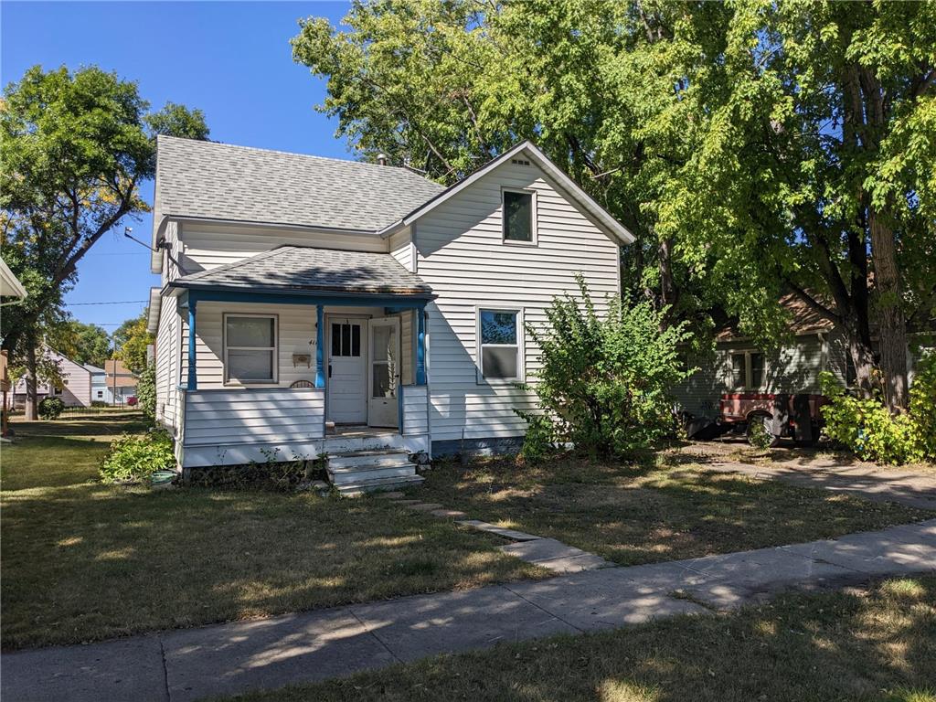 411 3rd Street S, Wahpeton, ND 58075 MLS 6263131 Edina Realty
