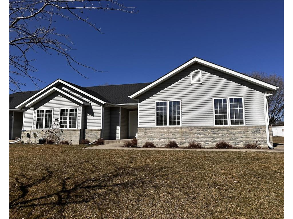 411 4th Avenue SW Medford MN 55049 6504780 image1