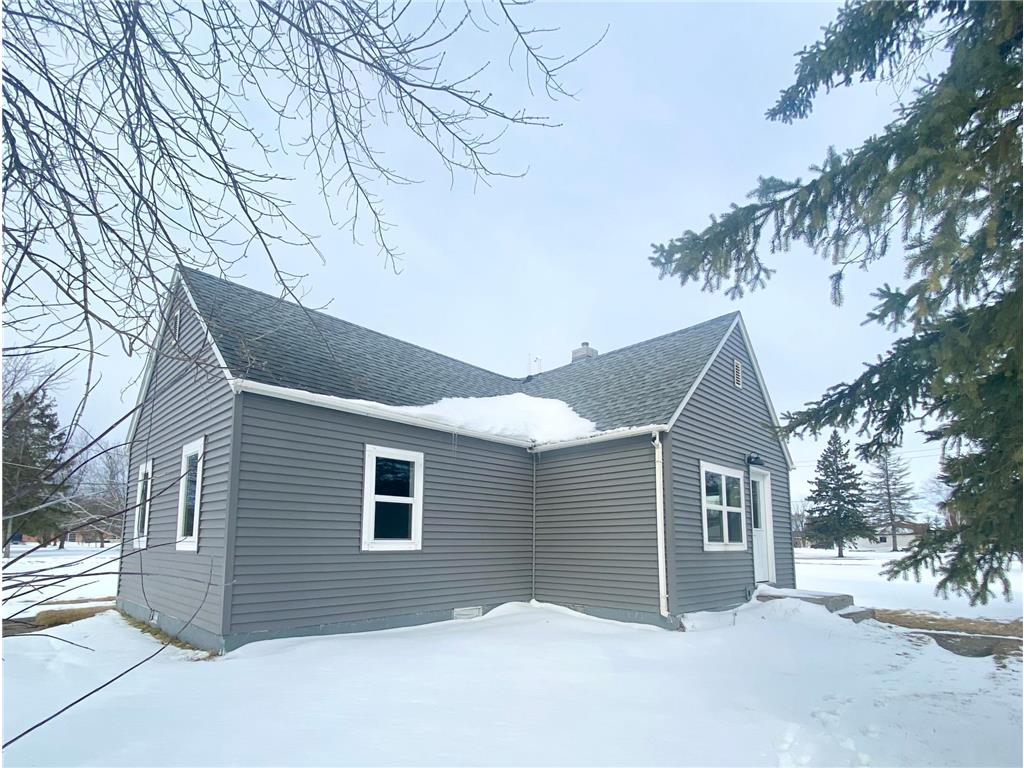 411 5th Avenue SE Baudette MN 56623 6509939 image1