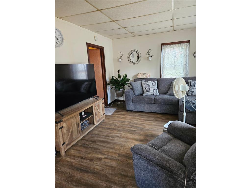 411 5th Street Clear Lake WI 54005 7097506 image3
