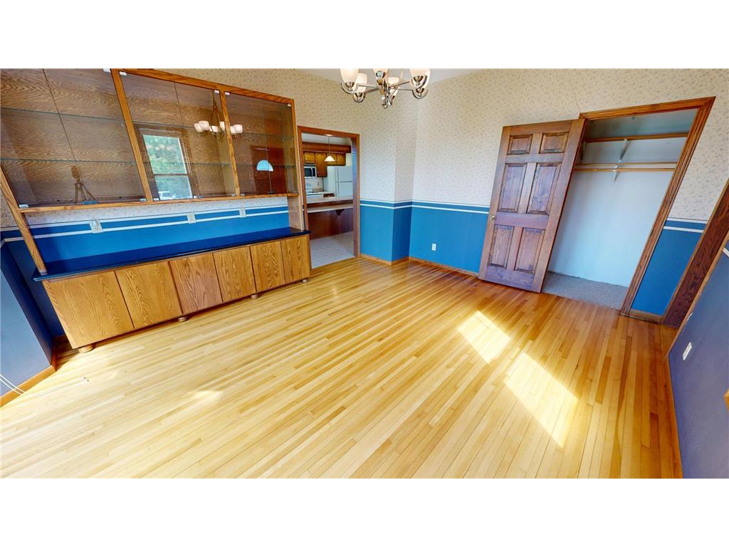 411 60th Avenue NE Willmar MN 56201 - KING 7068391 image20