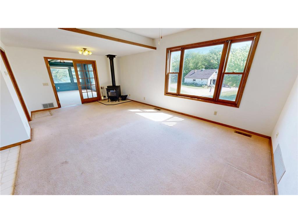 411 60th Avenue NE Willmar MN 56201 - KING 7068391 image21