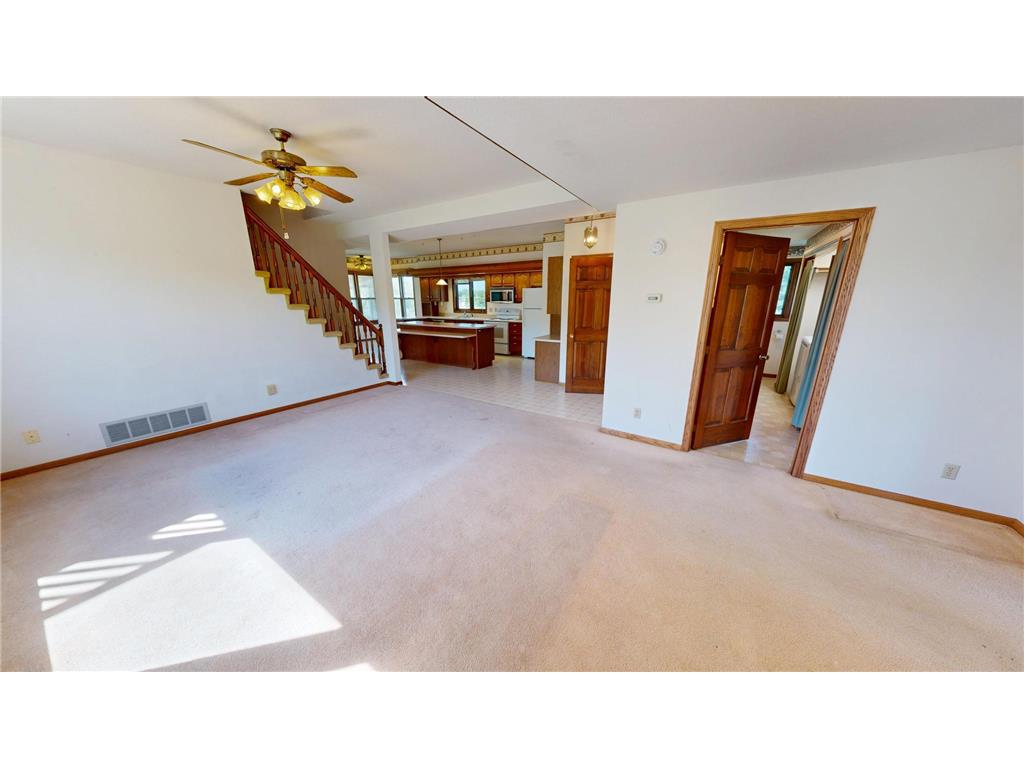411 60th Avenue NE Willmar MN 56201 - KING 7068391 image23