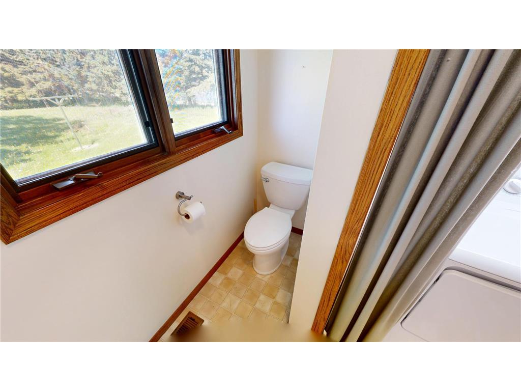 411 60th Avenue NE Willmar MN 56201 - KING 7068391 image25