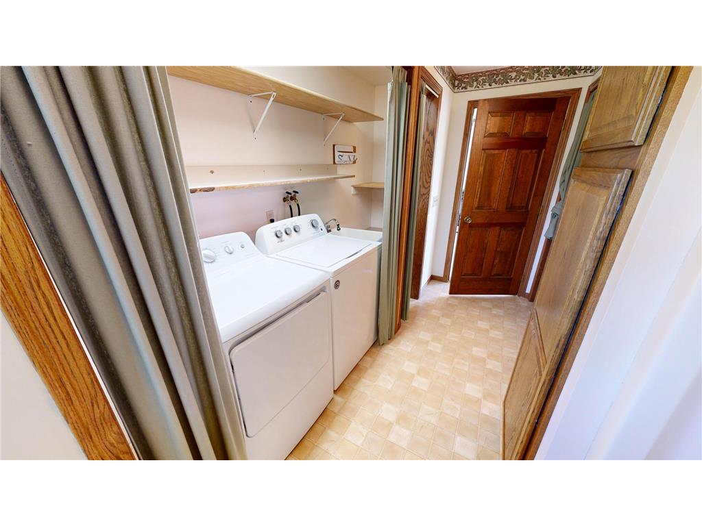 411 60th Avenue NE Willmar MN 56201 - KING 7068391 image26