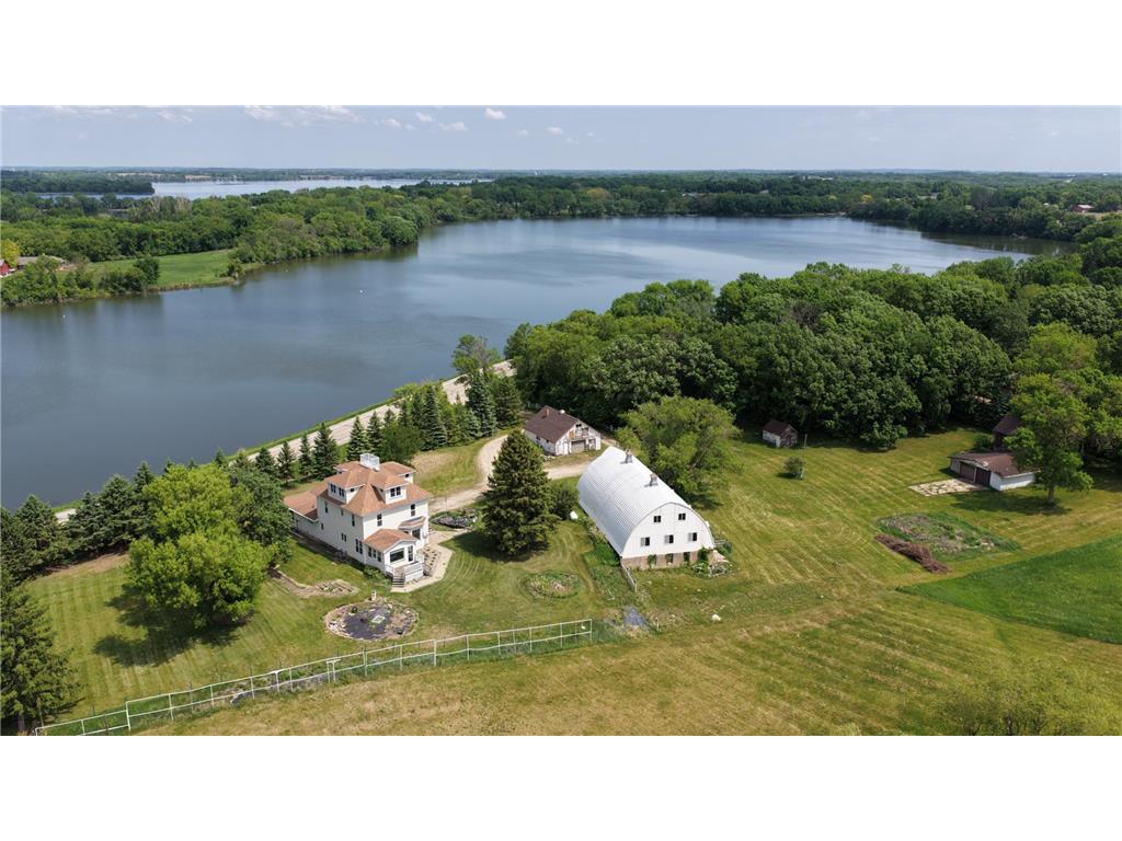 411 60th Avenue NE Willmar MN 56201 - KING 7068391 image3
