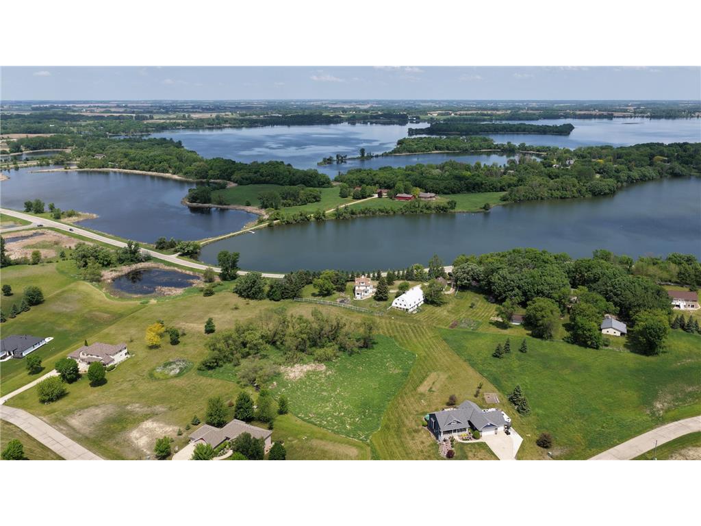 411 60th Avenue NE Willmar MN 56201 - KING 7068391 image80