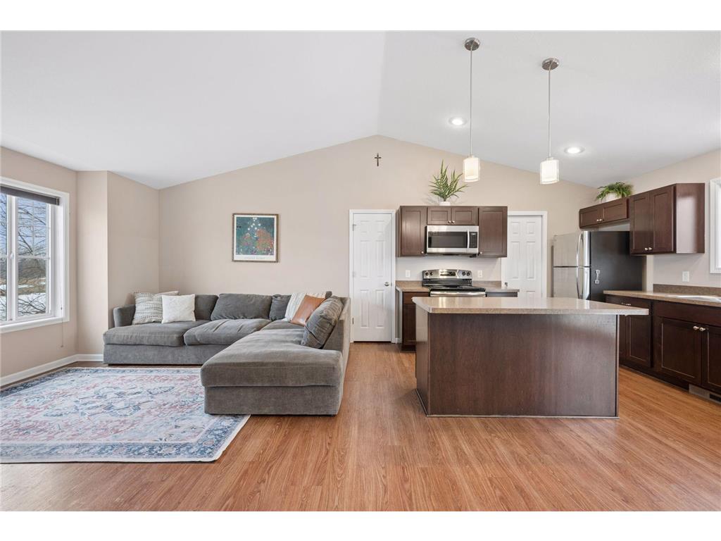 411 65th Street SW Waverly MN 55390 7013629 image2