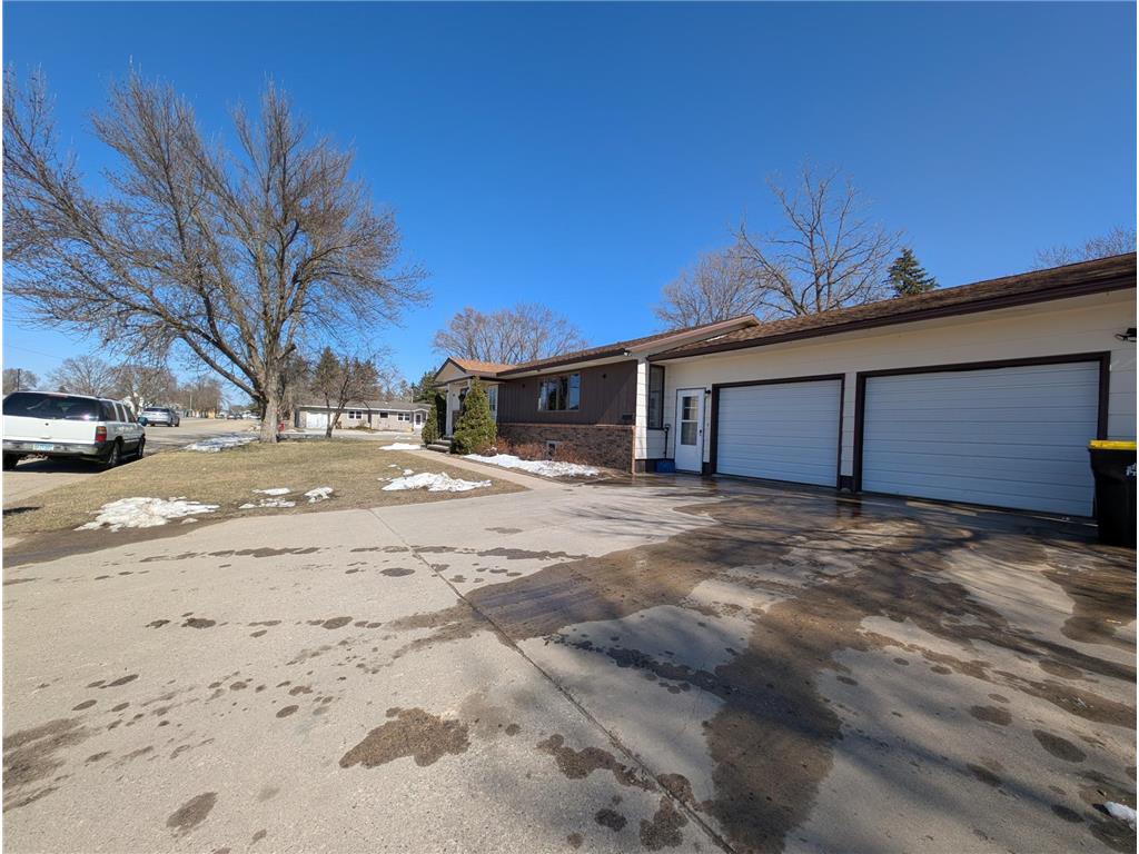 411 6th Avenue SW Perham MN 56573 7053247 image2