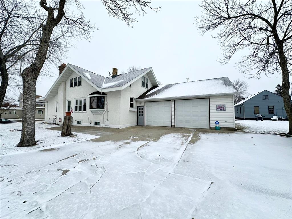 411 6th Street S Sauk Centre MN 56378 6626716 image1