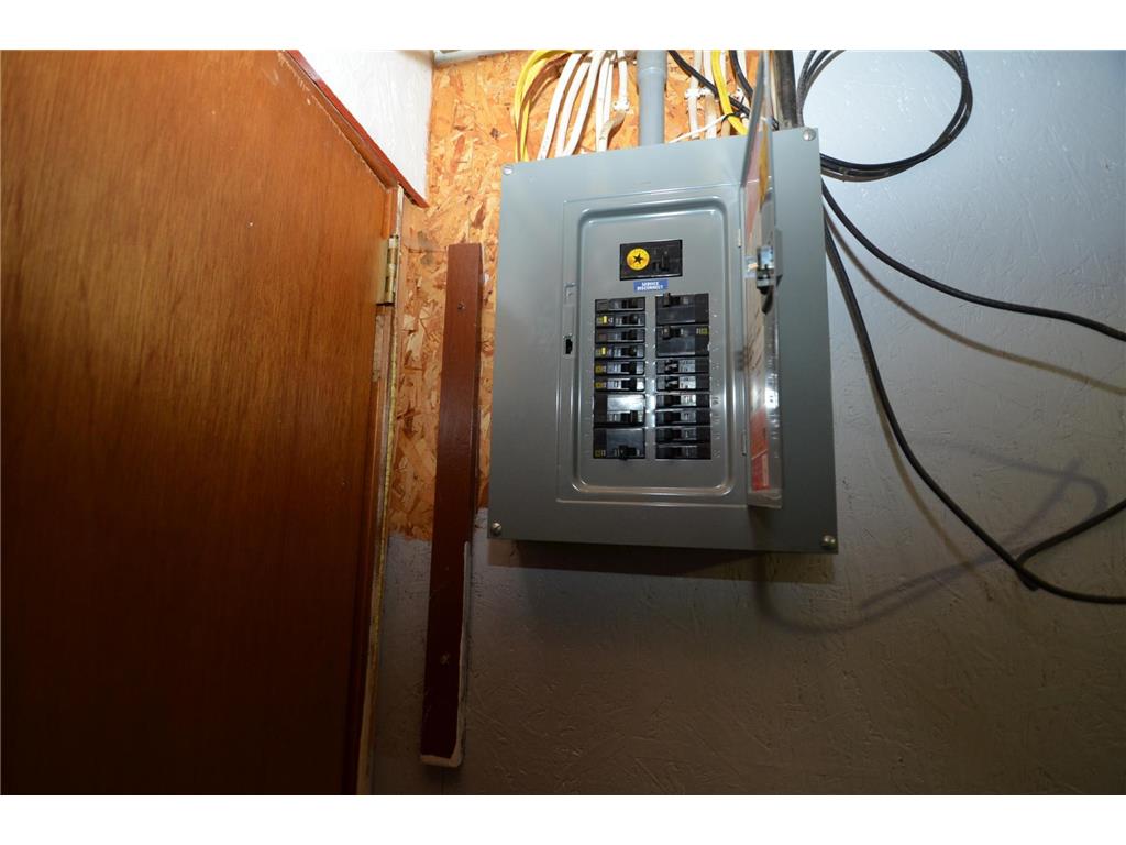 411 8th Avenue Two Harbors MN 55616 7006184 image39