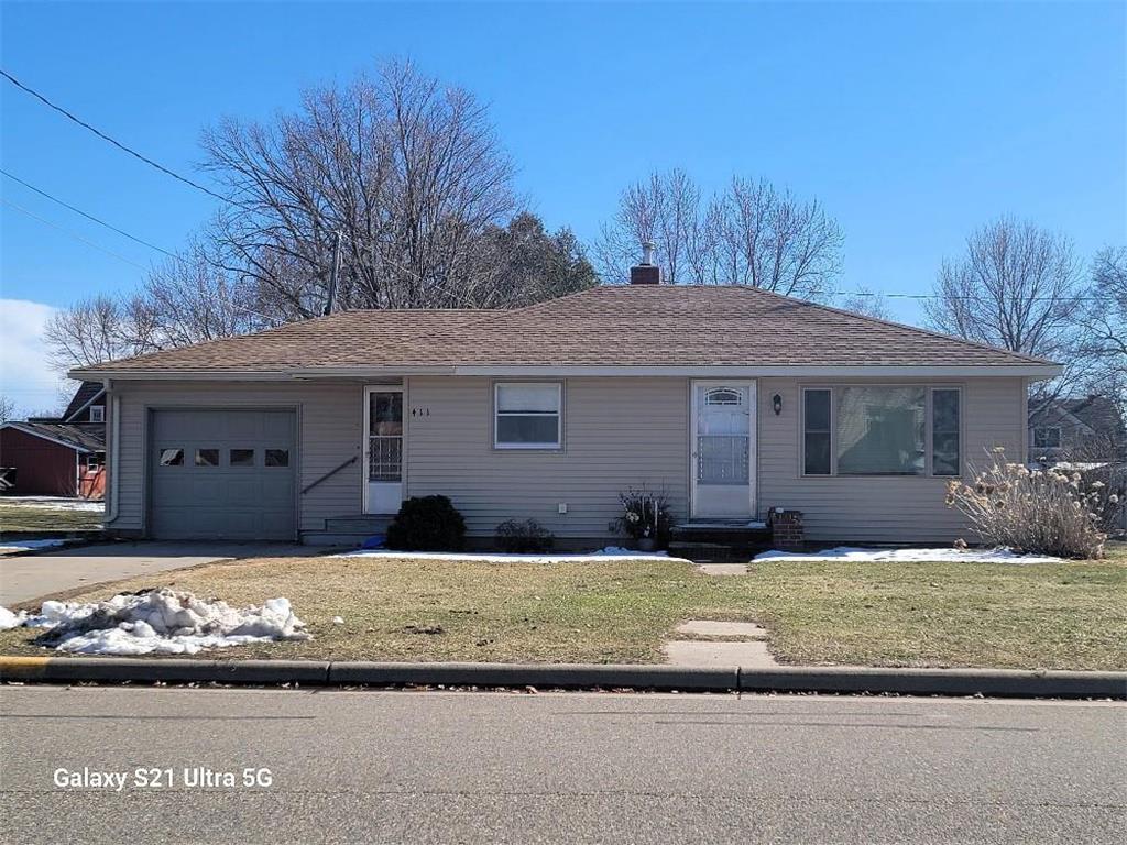 411 8th Street W Browerville MN 56438 7054997 image1