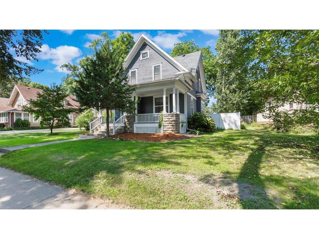 411 Becker Avenue SE Willmar MN 56201 6590738 image1