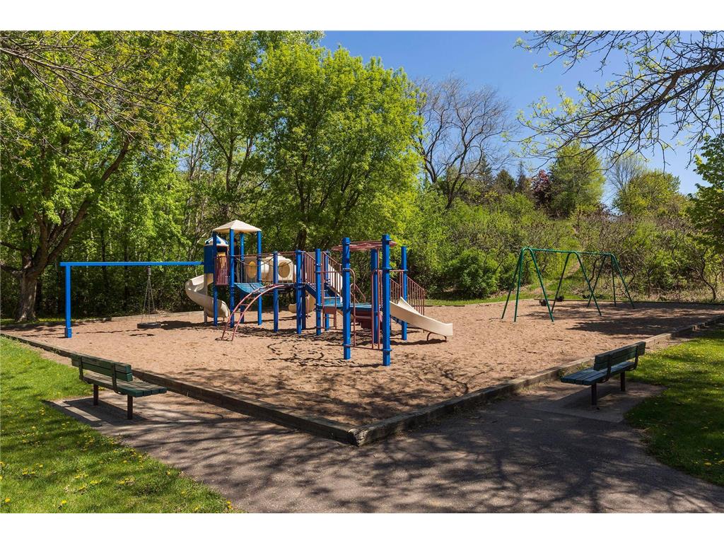 411 Dorland Place Maplewood MN 55119 7042413 image27