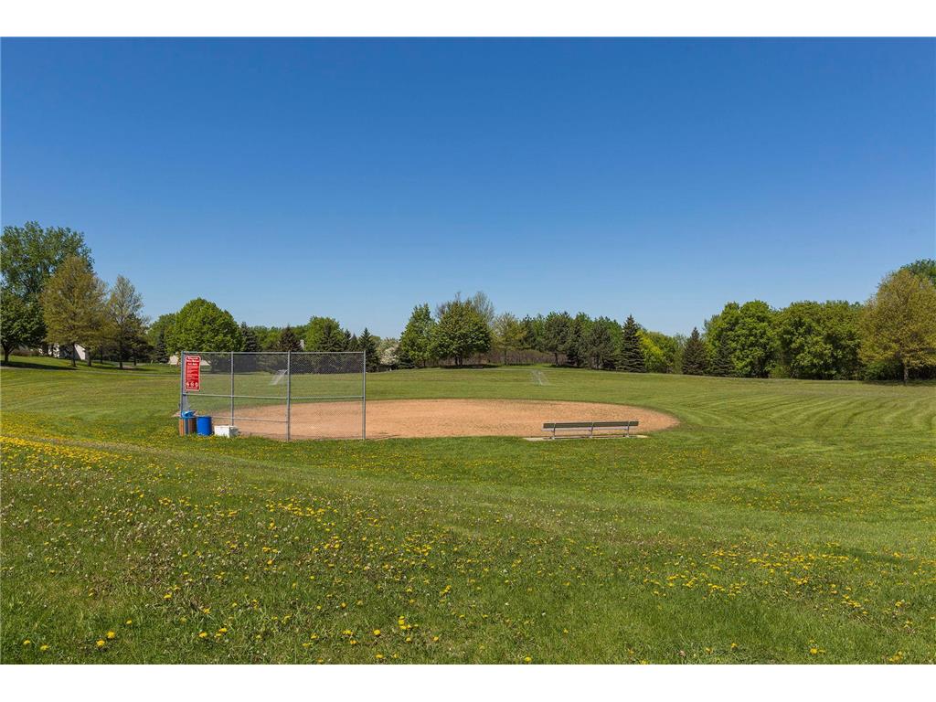 411 Dorland Place Maplewood MN 55119 7042413 image29