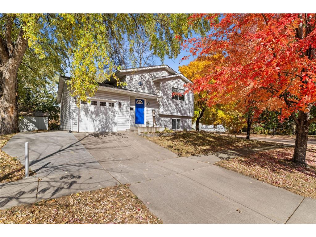 411 E 1st Street Chaska MN 55318 7080306 image1