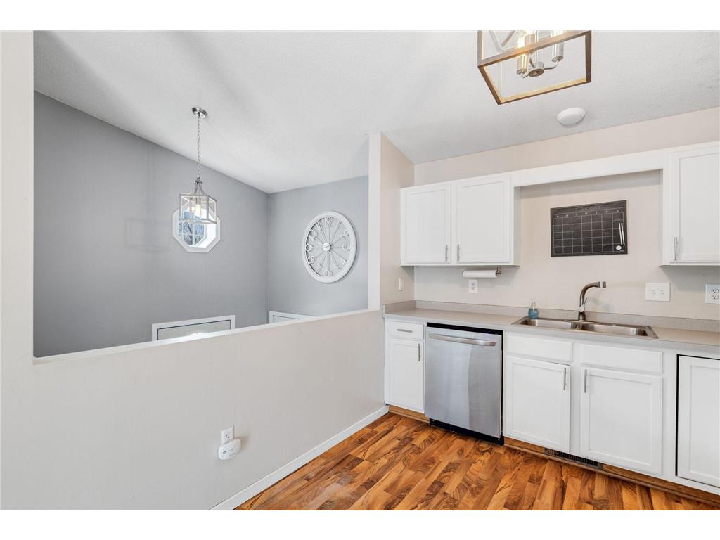 411 E 1st Street Chaska MN 55318 7080306 image12