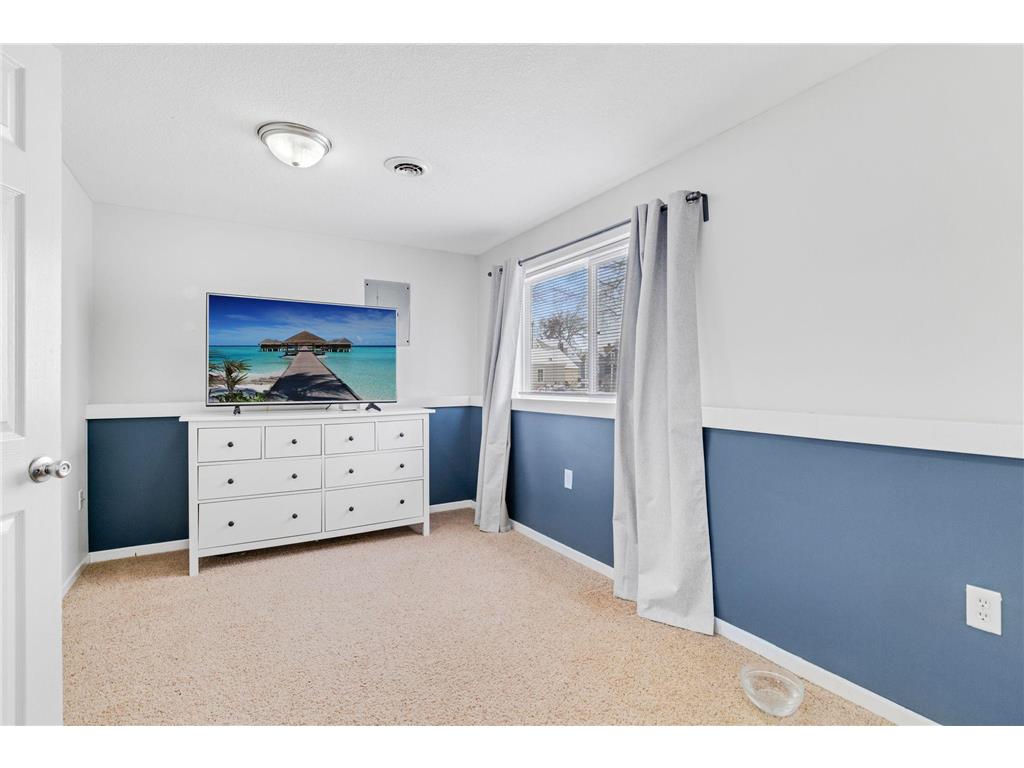 411 E 1st Street Chaska MN 55318 7080306 image22