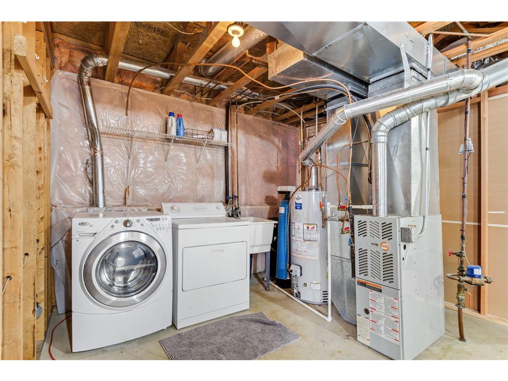 411 E 1st Street Chaska MN 55318 7080306 image23