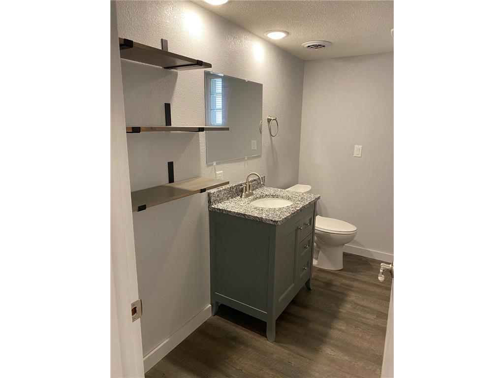 411 E Broadway Street Redwood Falls MN 56283 6826700 image12