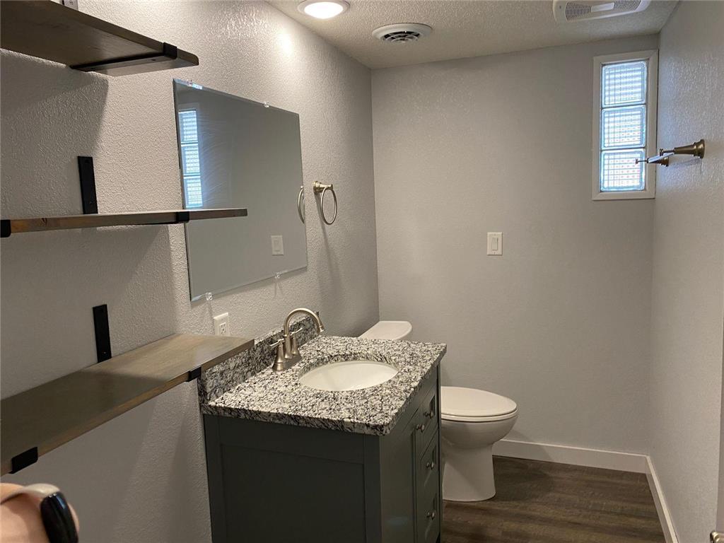 411 E Broadway Street Redwood Falls MN 56283 6826700 image13