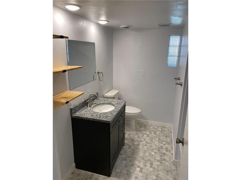 411 E Broadway Street Redwood Falls MN 56283 6826700 image17