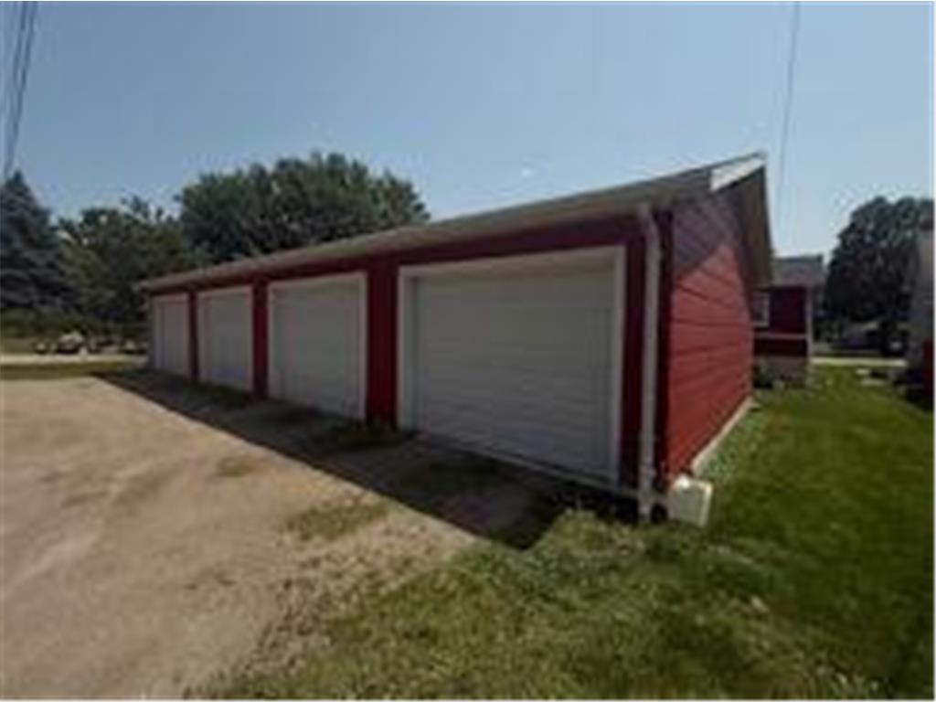 411 E Broadway Street Redwood Falls MN 56283 6826700 image4