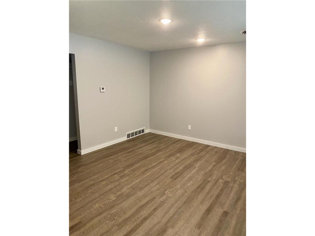 411 E Broadway Street Redwood Falls MN 56283 6826700 image6