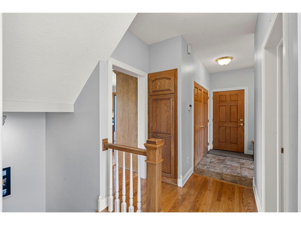 411 Emerald Lane Mahtomedi MN 55115 7056152 image27