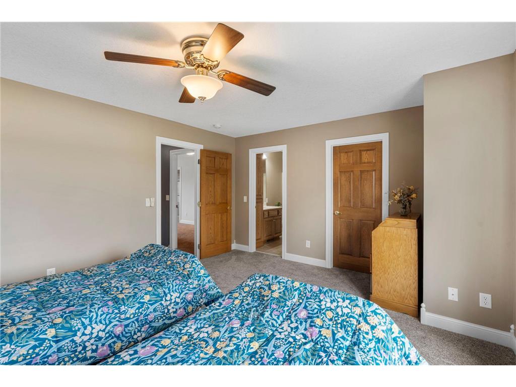 411 Emerald Lane Mahtomedi MN 55115 7056152 image46