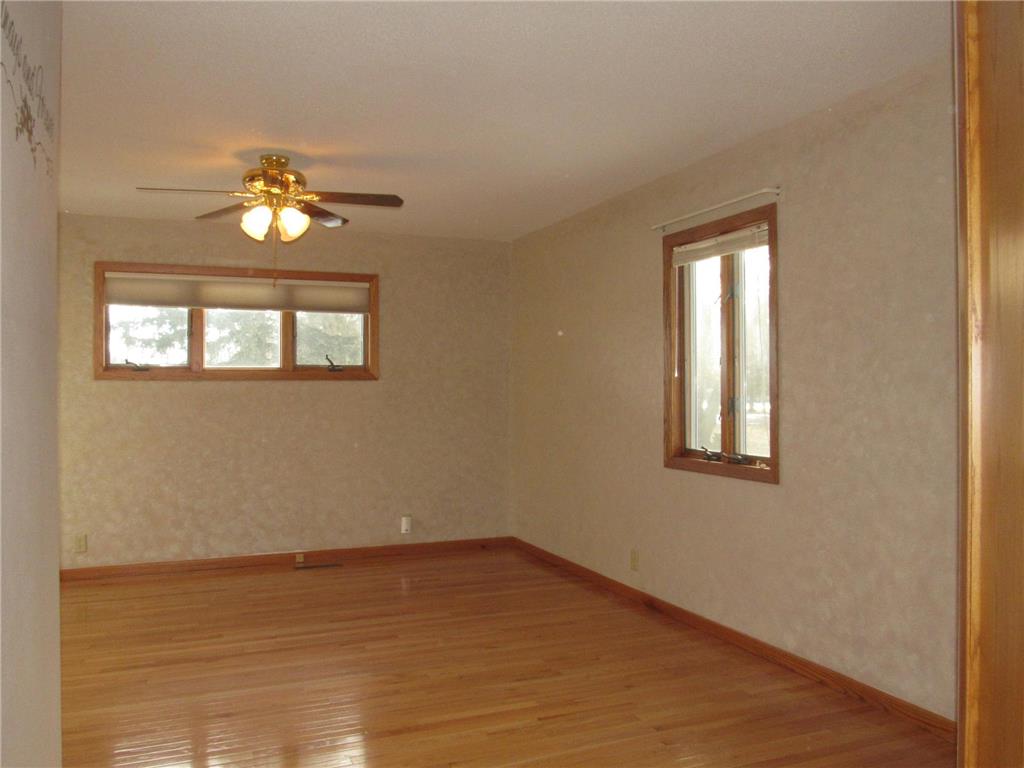 411 Front Street E Fulda MN 56131 6819988 image13