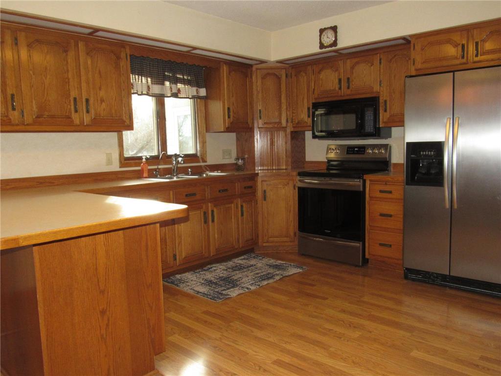 411 Front Street E Fulda MN 56131 6819988 image3
