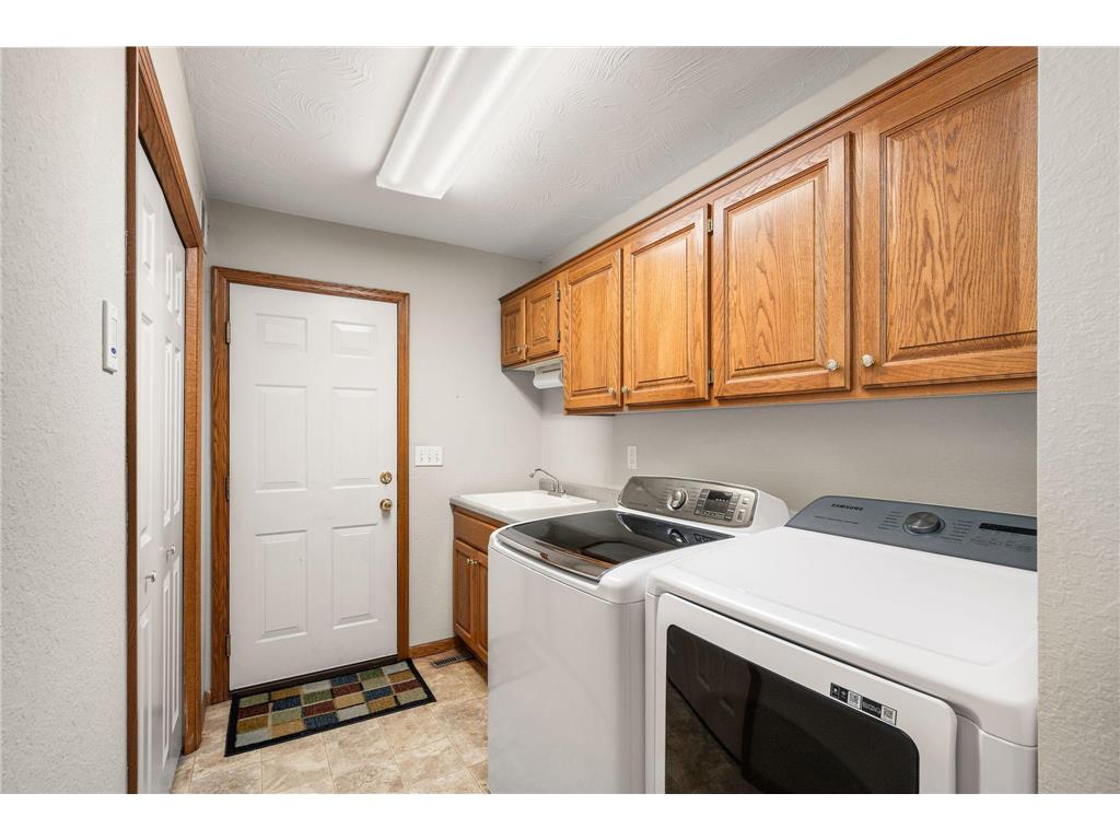 411 Independence Street NE New Prague MN 56071 7043711 image15