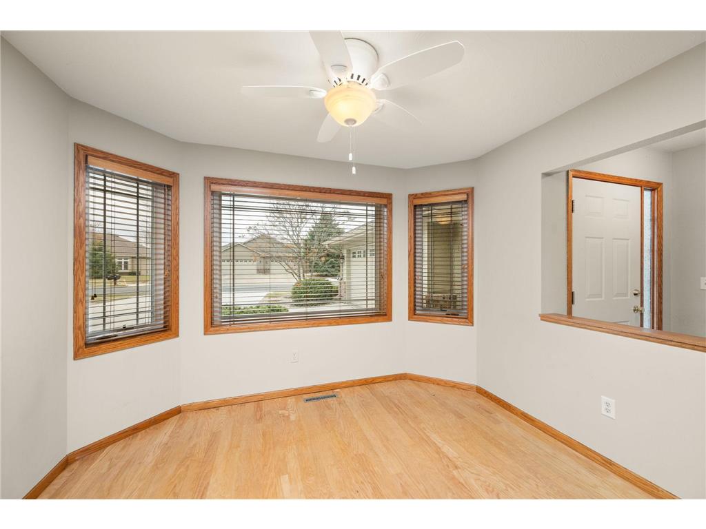 411 Independence Street NE New Prague MN 56071 7043711 image5
