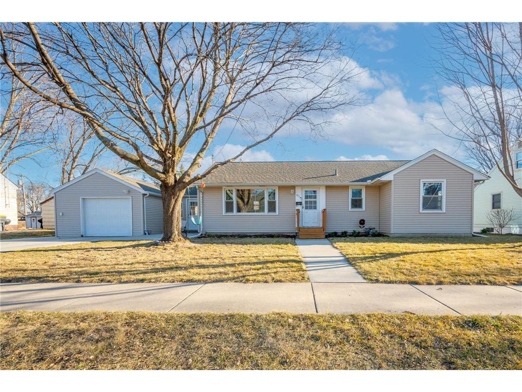 411 Jefferson Avenue North Mankato MN 56003 6504968 image1