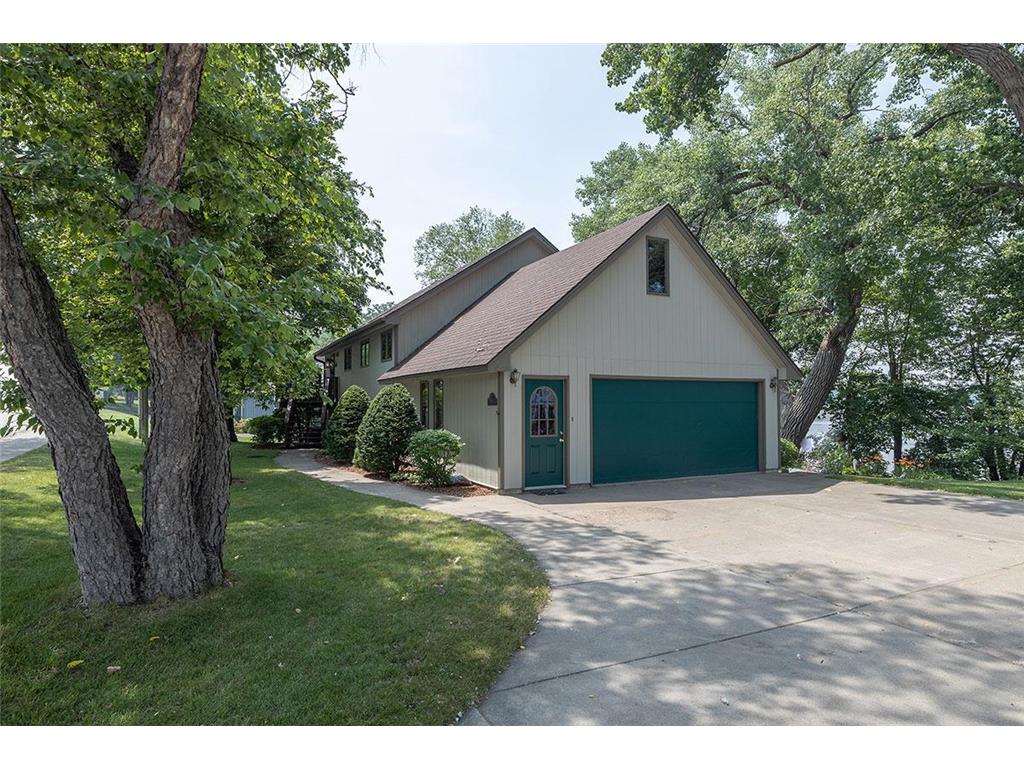 411 Lake Street N Prescott WI 54021 - St Croix River 6394284 image1