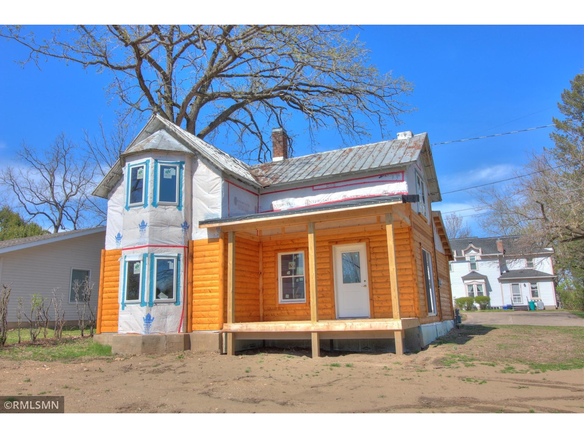 411 Main Street E, Wabasha, MN 55981 MLS 5742295 Edina Realty