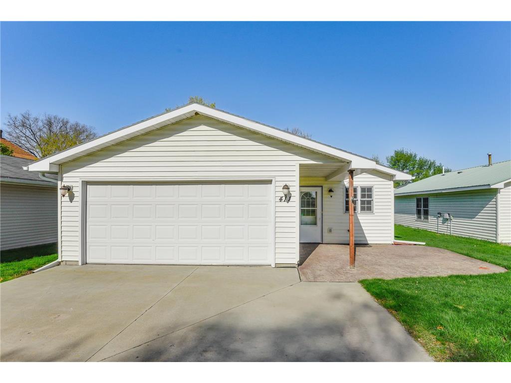 411 N Walnut Street Belle Plaine MN 56011 7063765 image1
