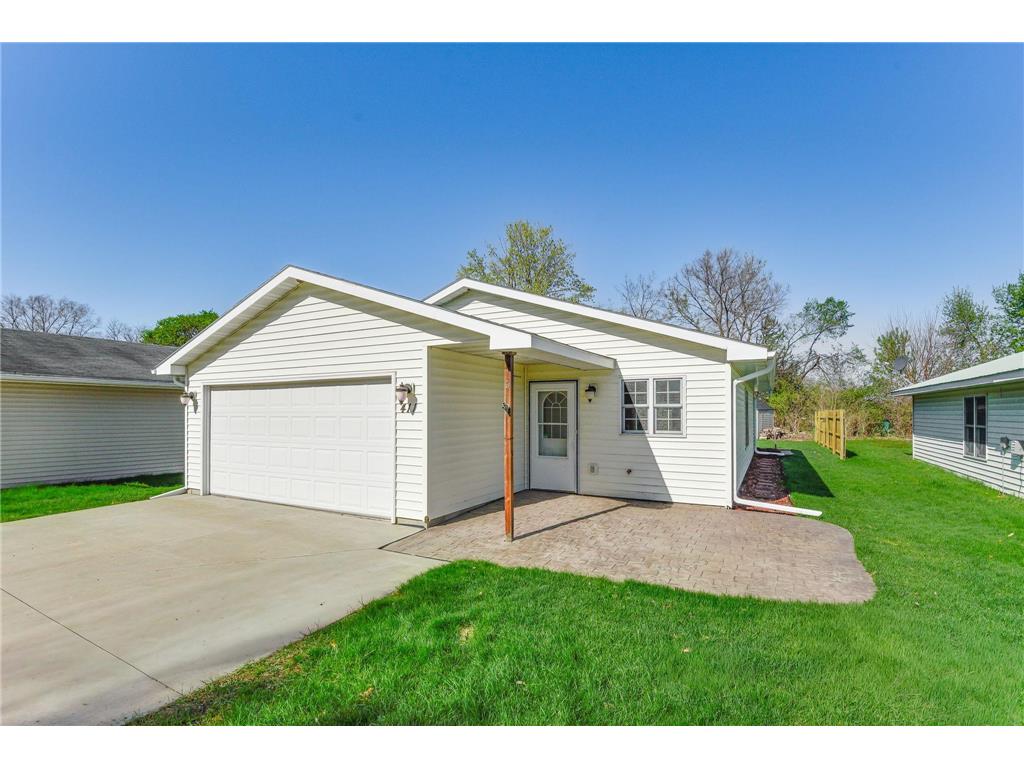 411 N Walnut Street Belle Plaine MN 56011 7063765 image2