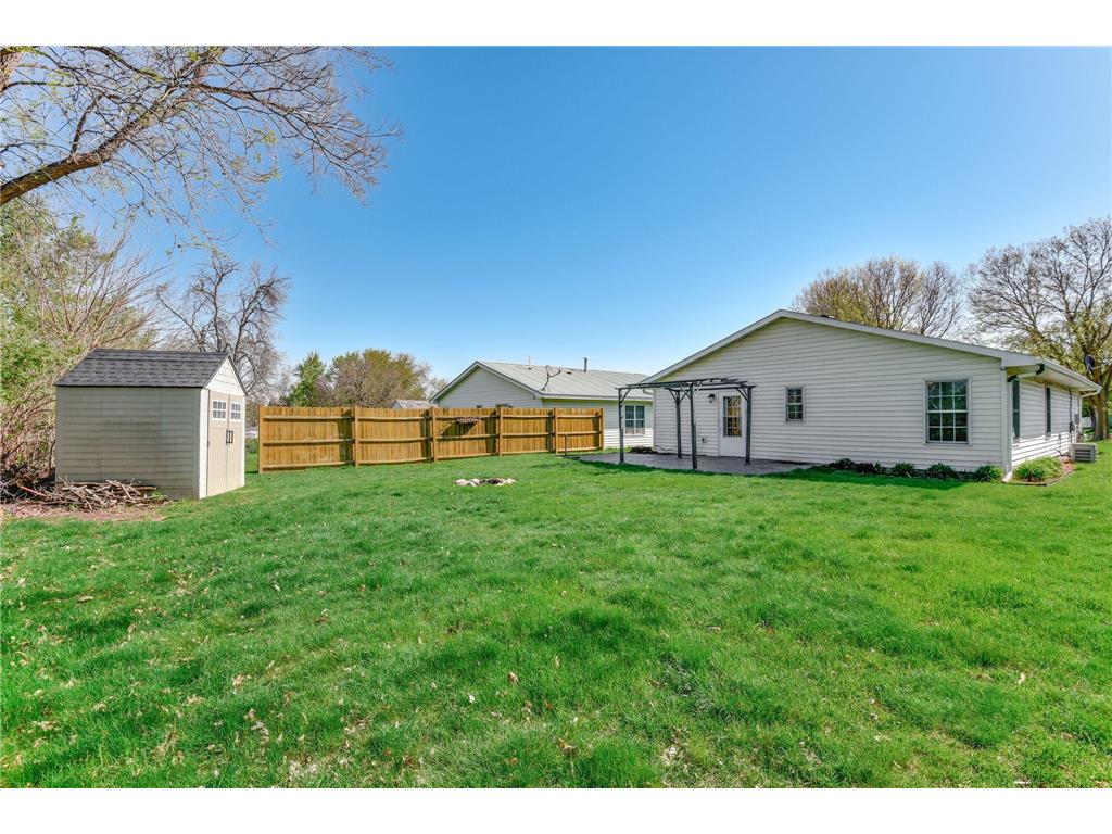 411 N Walnut Street Belle Plaine MN 56011 7063765 image20