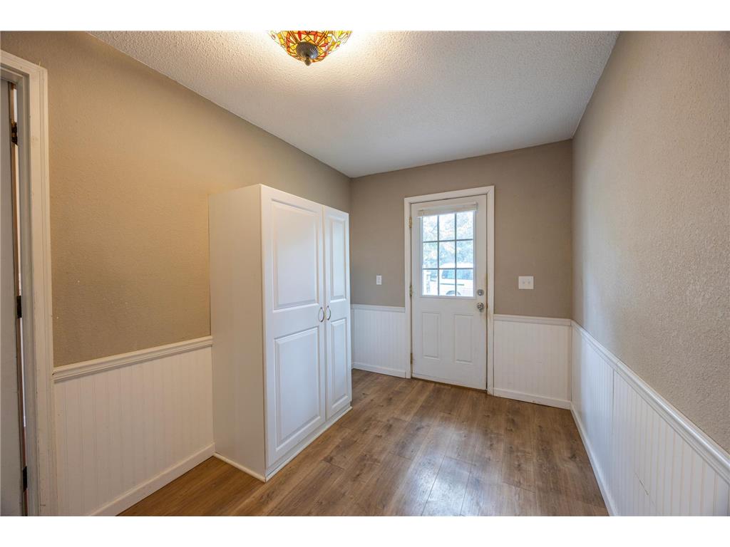 411 Oak Avenue SE Montgomery MN 56069 7032037 image12