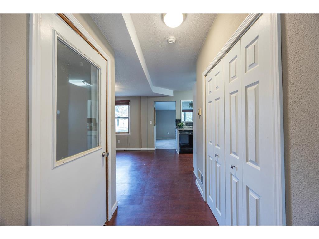 411 Oak Avenue SE Montgomery MN 56069 7032037 image13