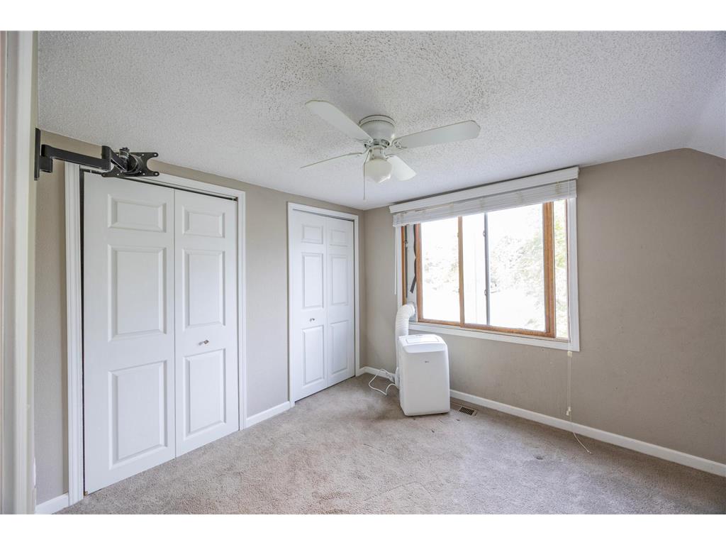 411 Oak Avenue SE Montgomery MN 56069 7032037 image28